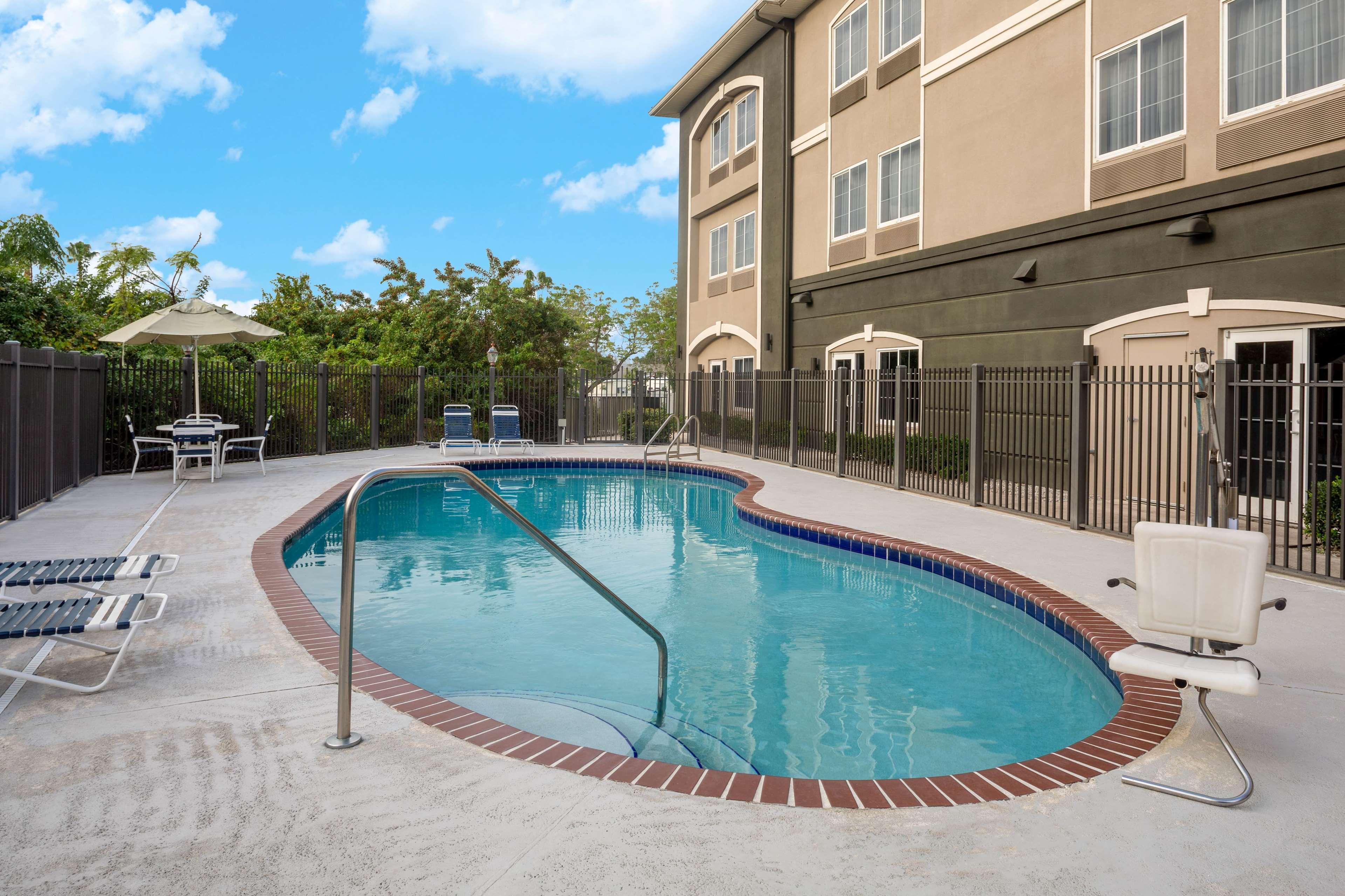 La Quinta By Wyndham Sebring Hotel Exterior foto