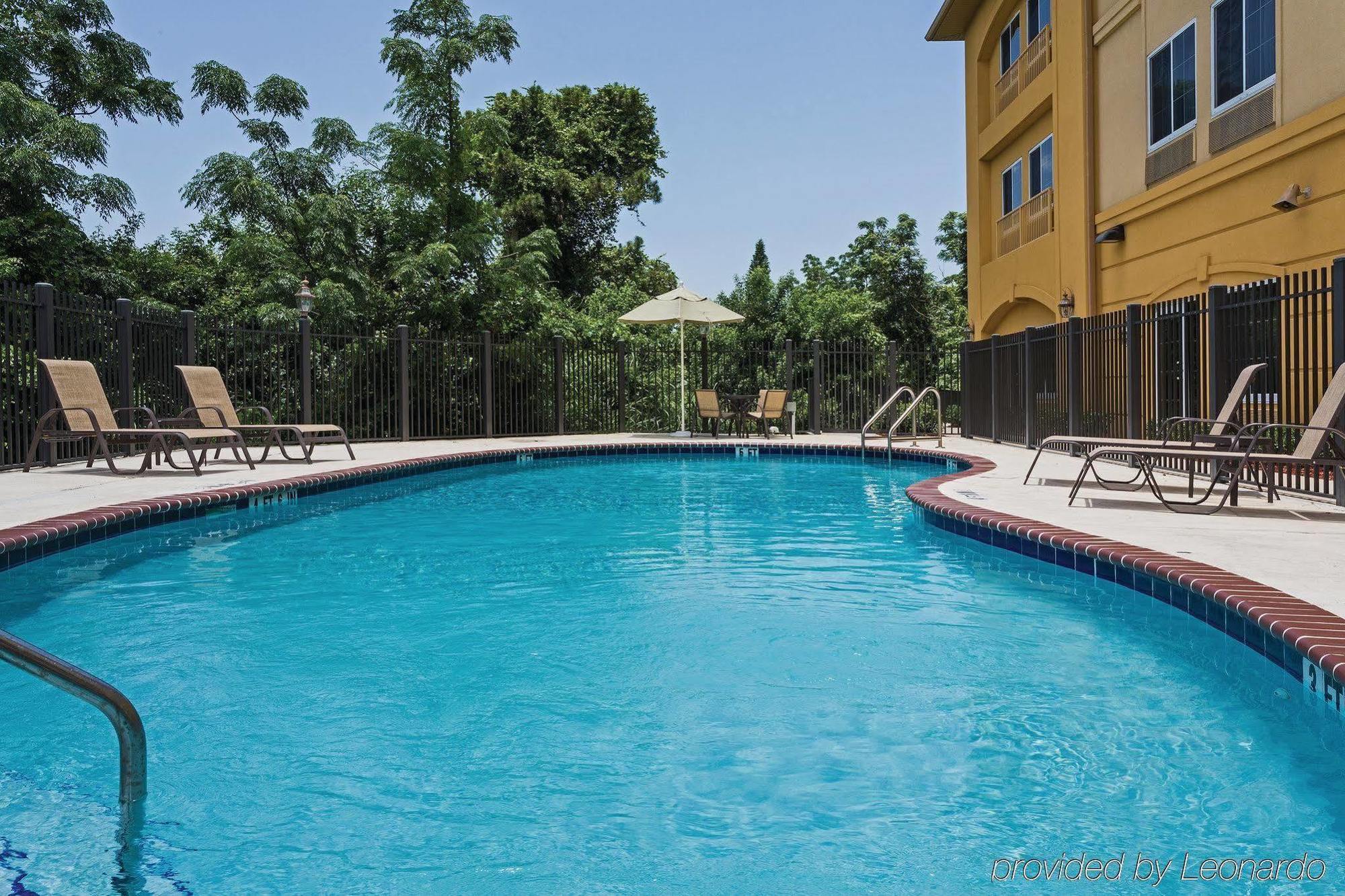 La Quinta By Wyndham Sebring Hotel Exterior foto
