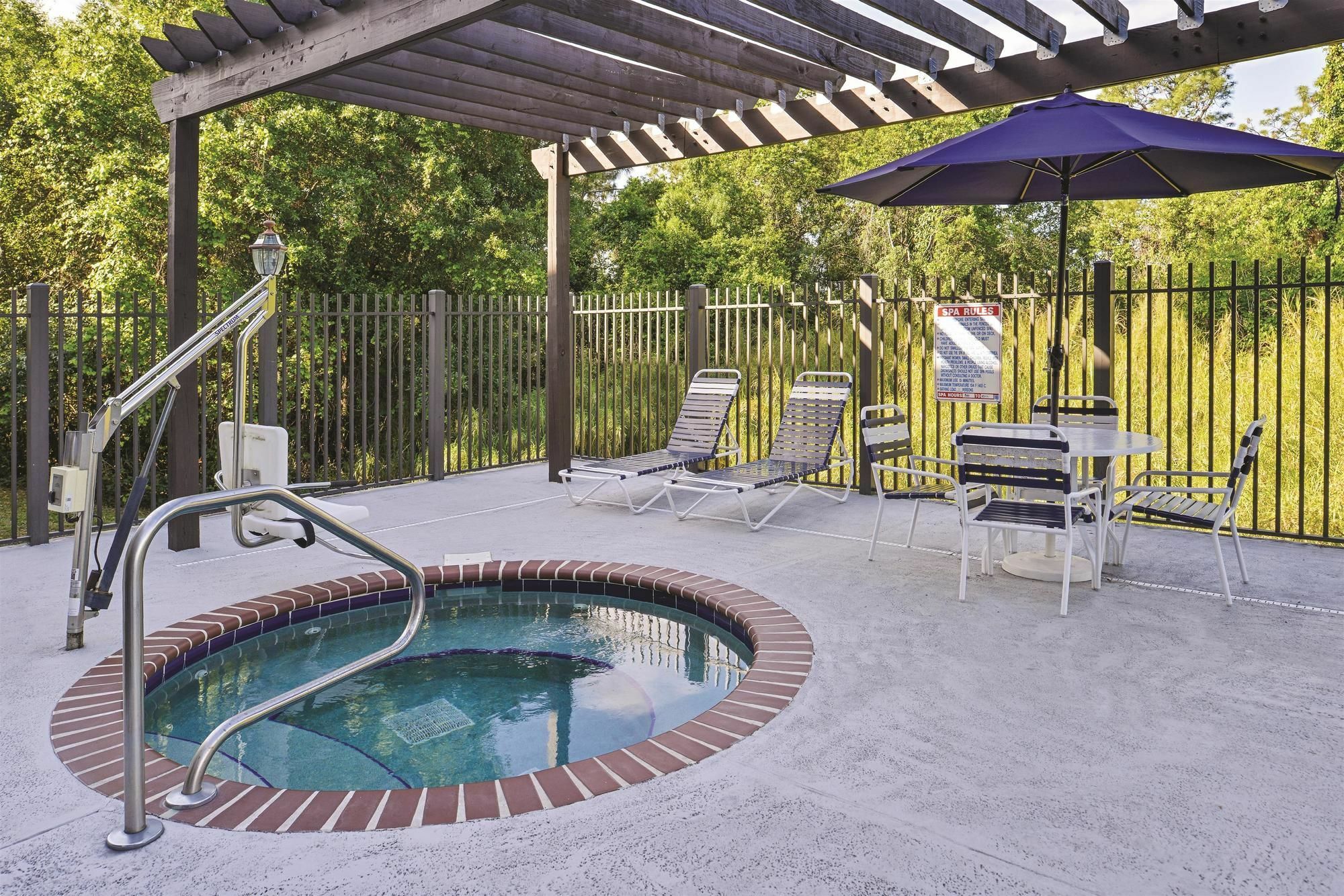 La Quinta By Wyndham Sebring Hotel Exterior foto
